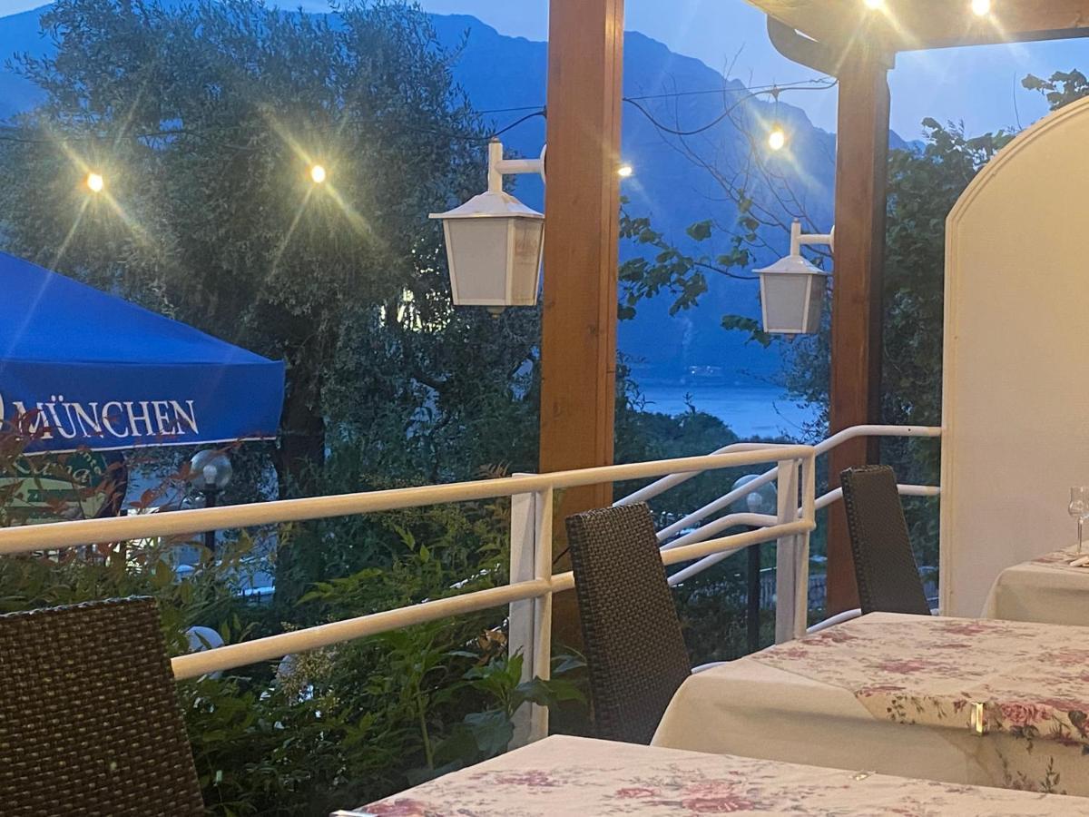 Albergo Bar Ristorante Alla Rama Malcesine Exterior photo